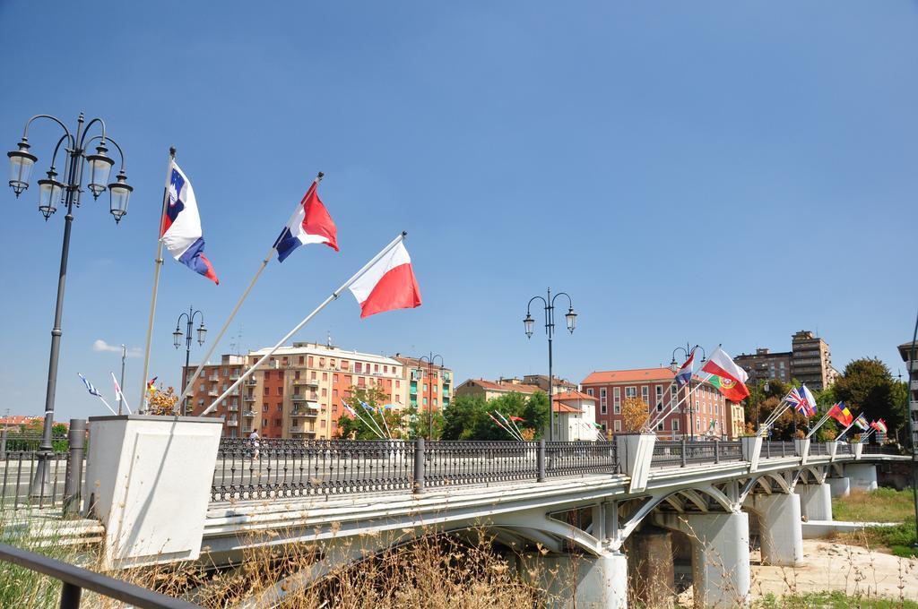 Apartment Ponte Delle Nazioni Parma Phòng bức ảnh